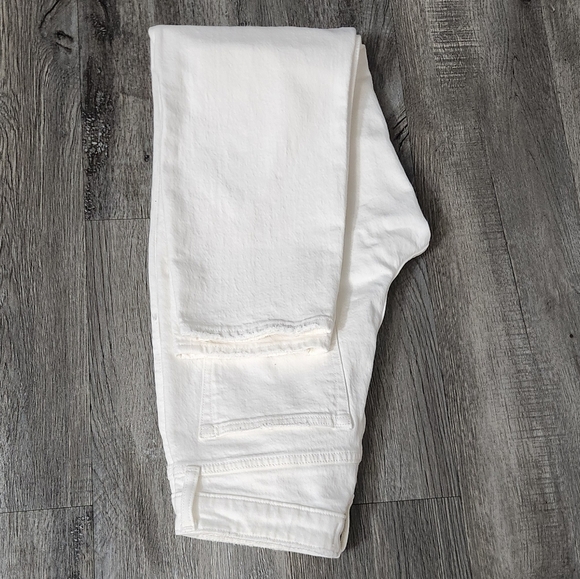 Abercrombie and Fitch The Mom High Rise Jeans Curve love - Picture 9 of 10